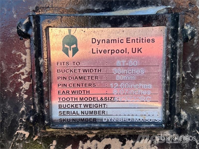 Dynamic Entities 80CL 36 in Excavator Bucket - Fits 50mm C Skovle