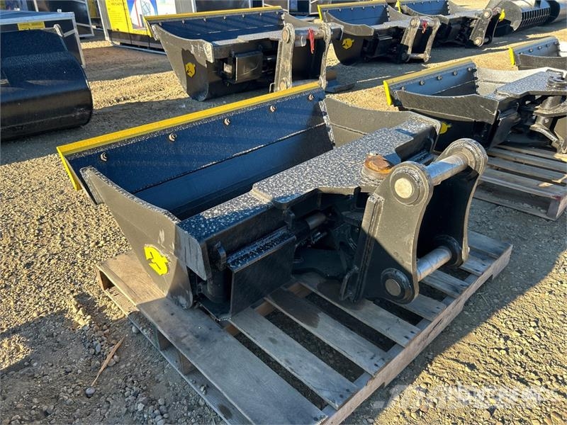 Dynamic Entities 80CL 48 in Excavator Bucket - Fits 50mm C Skovle