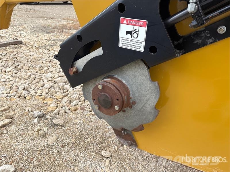 Dynamic Wolverine Extreme Hydraulic Ditcher Maszyny rolnicze - Inne