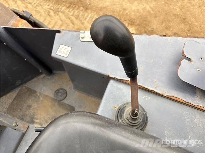 Dynapac CA1300PD Padfoot Drum Compactor مداحل أحادية الأسطوانة