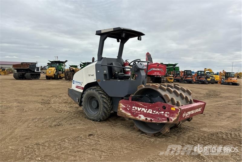 Dynapac CA1300PD Padfoot Drum Compactor مداحل أحادية الأسطوانة
