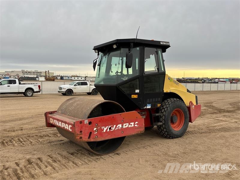 Dynapac CA152D Smooth Drum Compactor Valjci sa jednim bubnjem