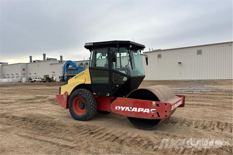 Dynapac CA152D Smooth Drum Compactor Valjci sa jednim bubnjem