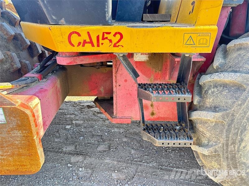 Dynapac CA152PD Padfoot Drum Compactor Enojni valjarji
