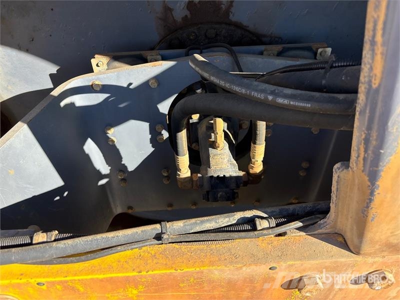 Dynapac CC7200 DD Double Drum Roller 트윈 드럼 롤러