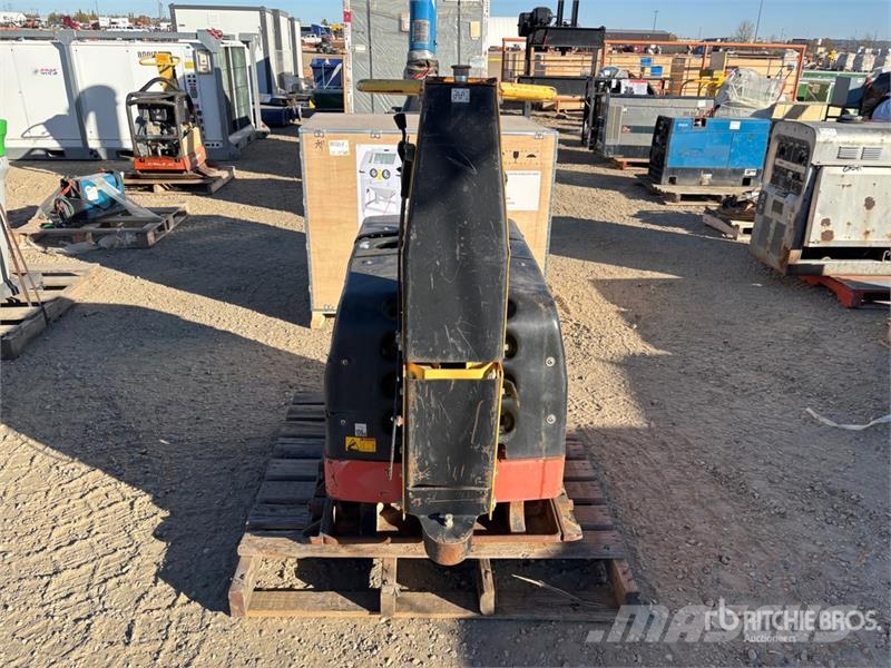 Dynapac Vibratory Plate Compactor 平板夯