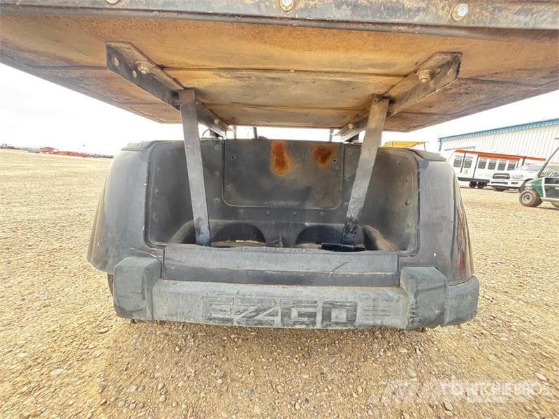 E-Z-GO Electric Golf Cart Golf cart