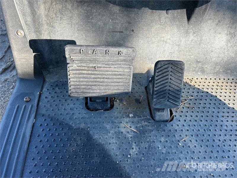 E-Z-GO Golf Cart (Inoperable) Αμαξίδια γκολφ