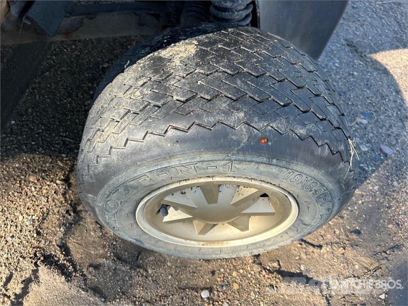 E-Z-GO Golf Cart (Inoperable) Αμαξίδια γκολφ