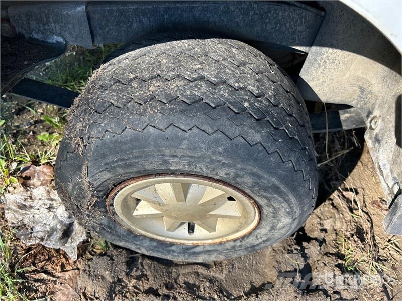 E-Z-GO Golf Cart (Inoperable) Αμαξίδια γκολφ