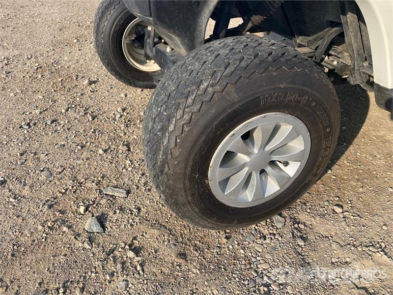 E-Z-GO Golf Cart (Inoperable) Golf cart