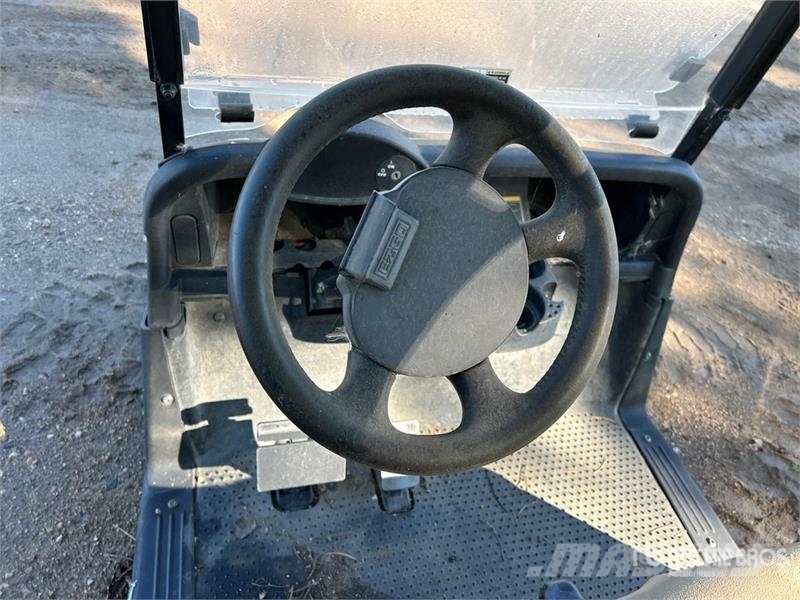 E-Z-GO Golf Cart (Inoperable) Αμαξίδια γκολφ