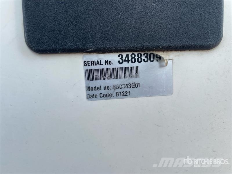 E-Z-GO Golf Cart (Inoperable) Golf cart