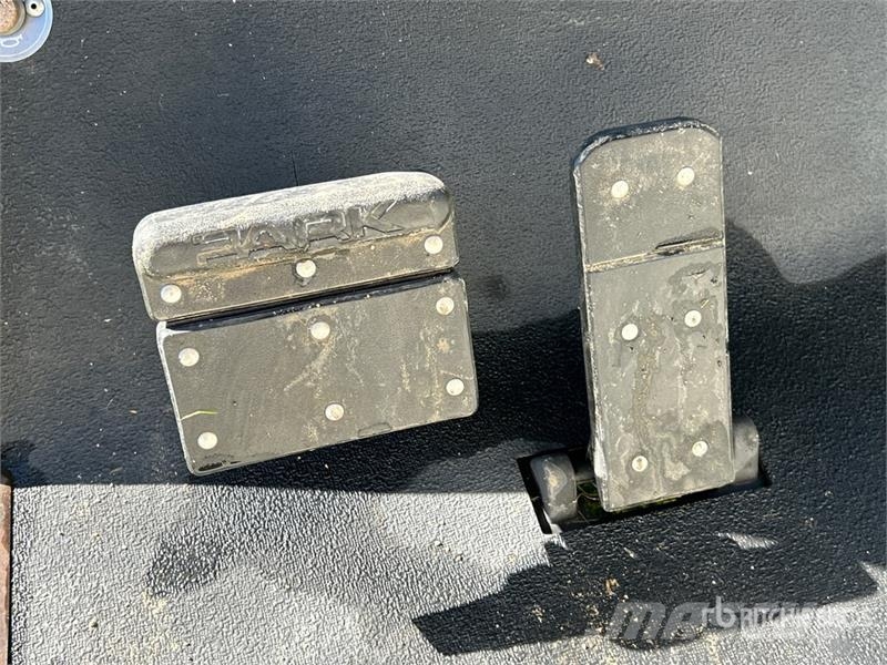 E-Z-GO Refresher Drink Golf Cart (Inoperable) Αμαξίδια γκολφ