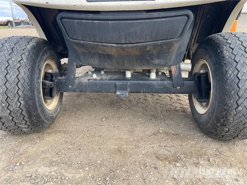 E-Z-GO RXV U-EZGO A21 Golf Cart عربات الجولف