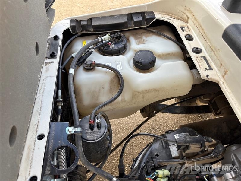 E-Z-GO RXV U-EZGO A24 Golf Cart عربات الجولف