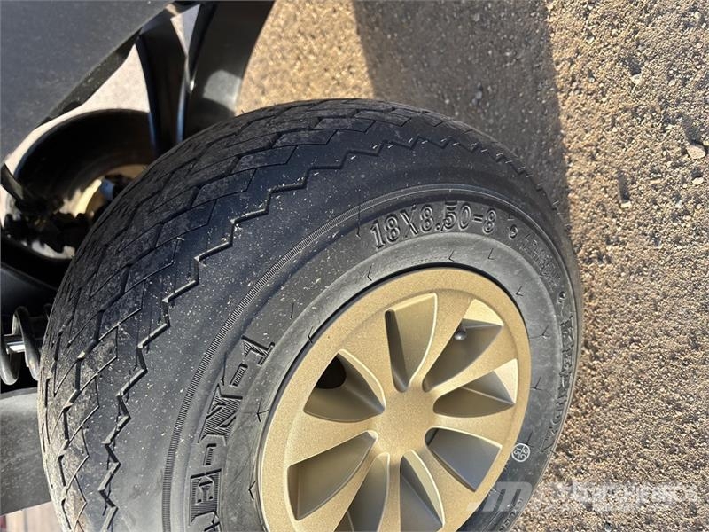 E-Z-GO RXV U-EZGO A24 Golf Cart Golf vozila
