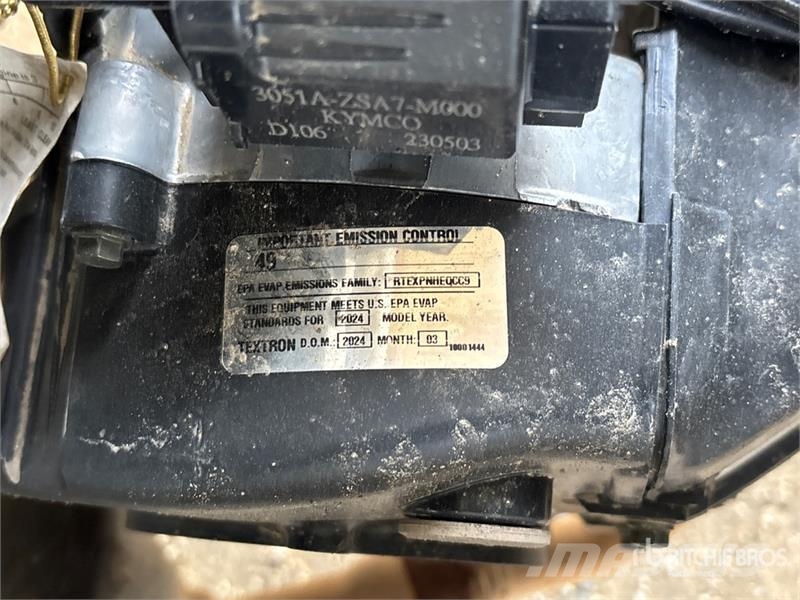 E-Z-GO RXV U-EZGO A24 Golf Cart عربات الجولف