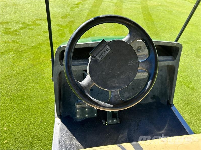 E-Z-GO TXTPDS Golf cart