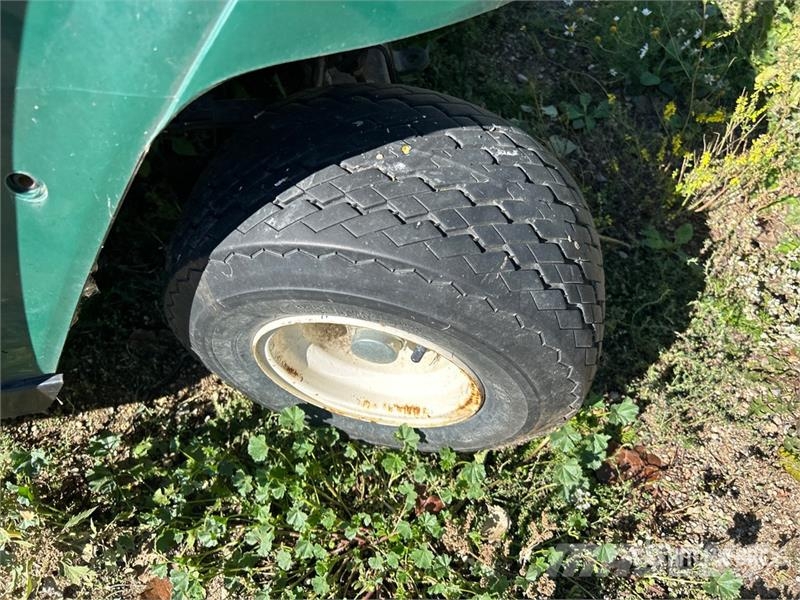 E-Z-GO Workhorse 1200G Golf Cart (Inoperable) Golf cart