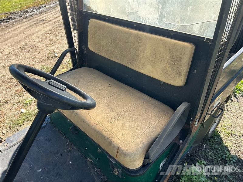 E-Z-GO Workhorse 1200G Golf Cart (Inoperable) Golf cart