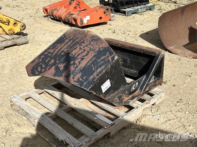 E-Z Implements D25TH Tree Spade Bucket Інше обладнання