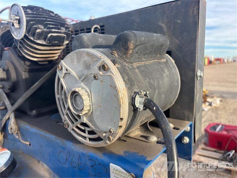Eagle 12.5 cfm Electric 60 gal Air Compressor Kompressorit