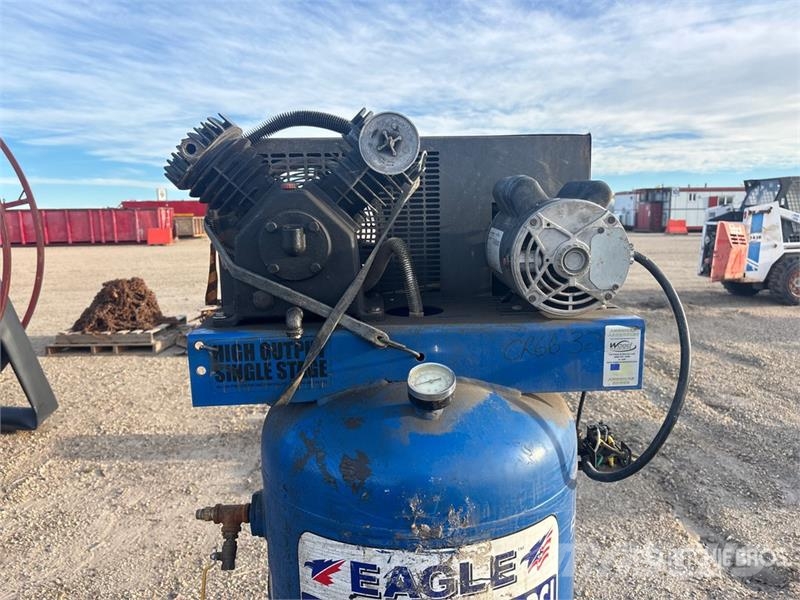 Eagle 12.5 cfm Electric 60 gal Air Compressor Kompressorit