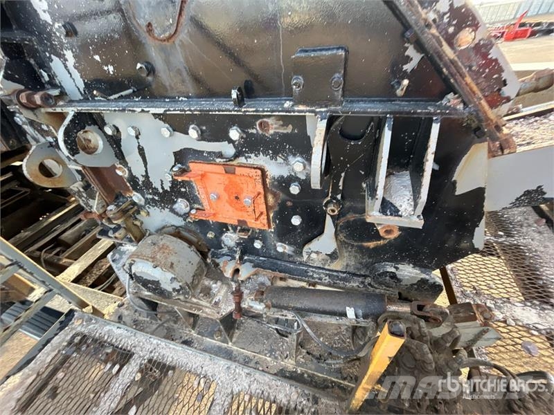 Eagle 1200-25CC Impact Crusher Varikliai ir pavaros