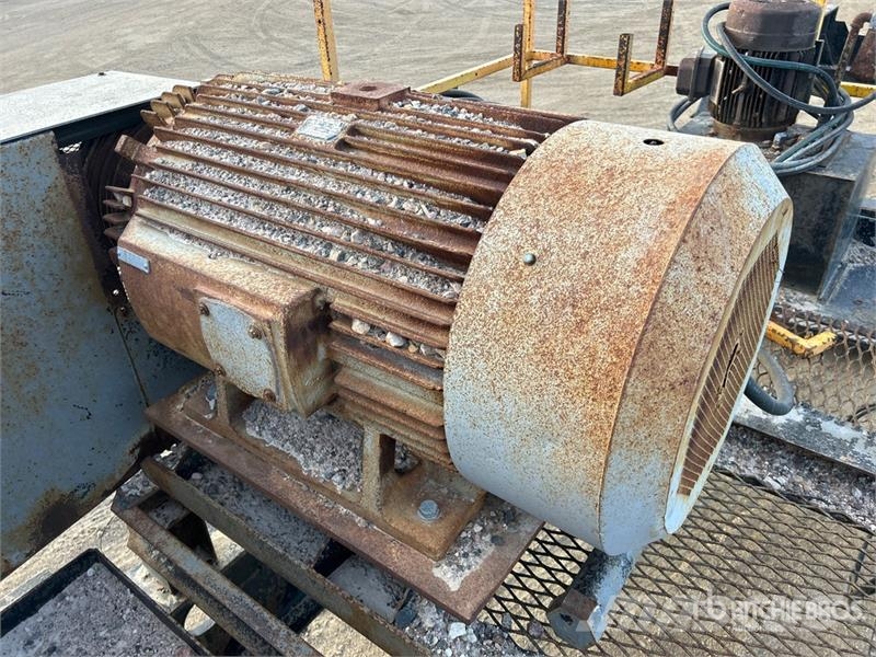 Eagle 1200-25CC Impact Crusher Varikliai ir pavaros