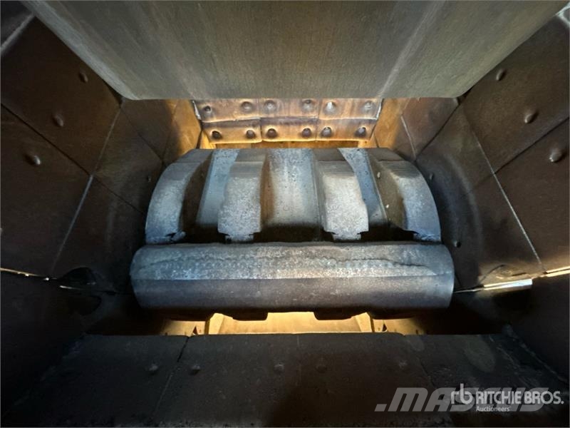Eagle 1200-25CC Impact Crusher Varikliai ir pavaros