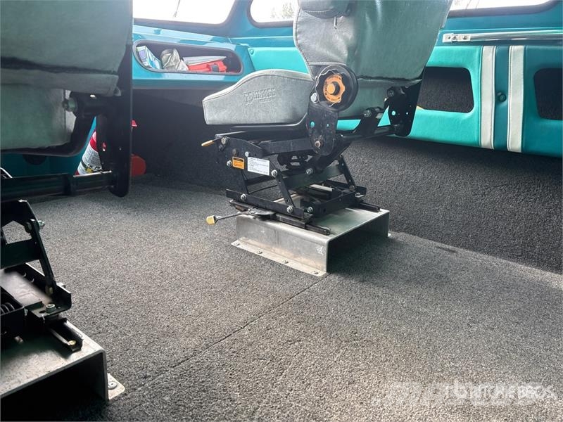 Eagle 22 ft Jet Boat Werkboten en pontons