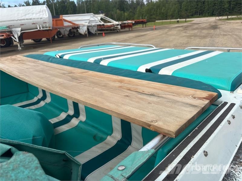 Eagle 22 ft Jet Boat Werkboten en pontons