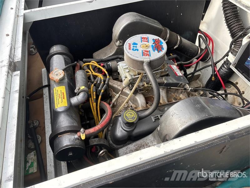 Eagle 22 ft Jet Boat Werkboten en pontons