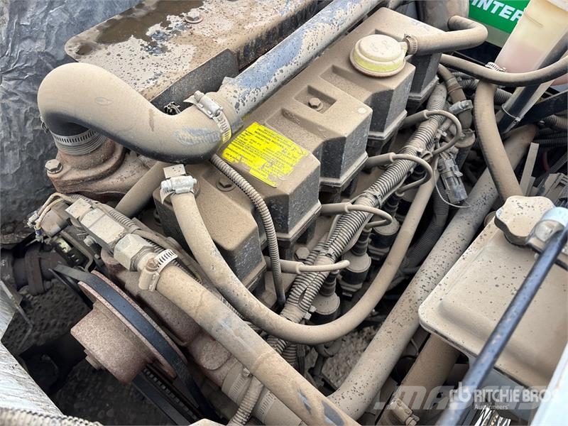 Eagle 4x4 Luggage Tug 其他農業機械