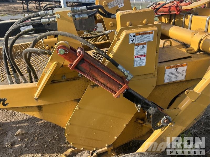 Eagle Ditcher 4A 63 in Pintle Ditcher ماكينات وملحقات زراعة أخرى