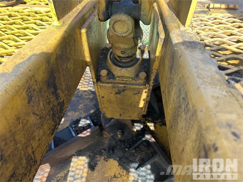 Eagle Ditcher 4A 63 in Pintle Ditcher ماكينات وملحقات زراعة أخرى