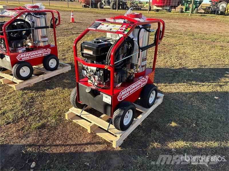 Easy-Kleen Magnum Gold Pressure Washer (Unused) معدات الغسل بالضغط الخفيف