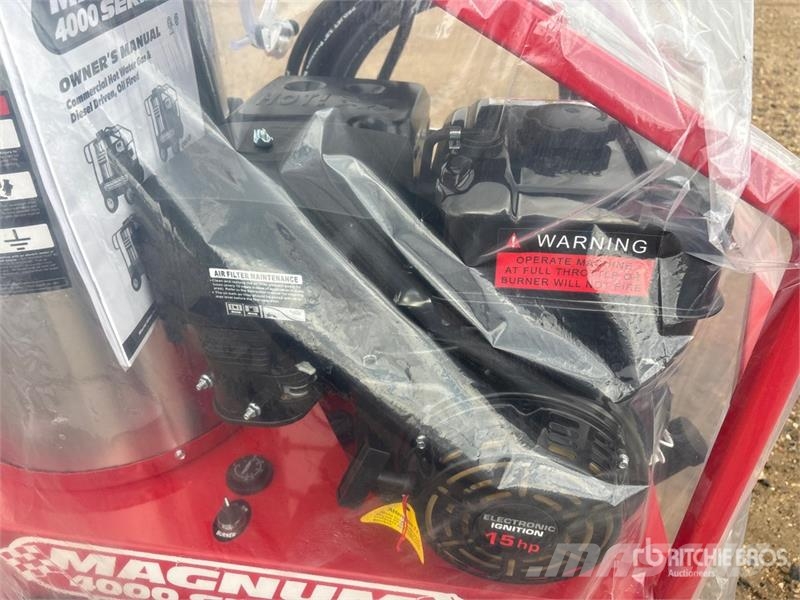 Easy-Kleen Magnum Gold Pressure Washer (Unused) Máquinas ligeiras de lavagem a pressão