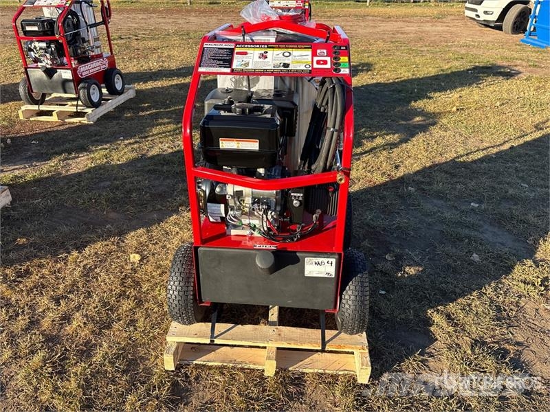 Easy-Kleen Magnum Gold Pressure Washer (Unused) معدات الغسل بالضغط الخفيف