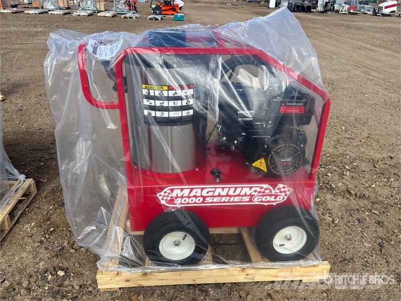 Easy-Kleen Magnum Gold Pressure Washer (Unused) Máquinas ligeiras de lavagem a pressão