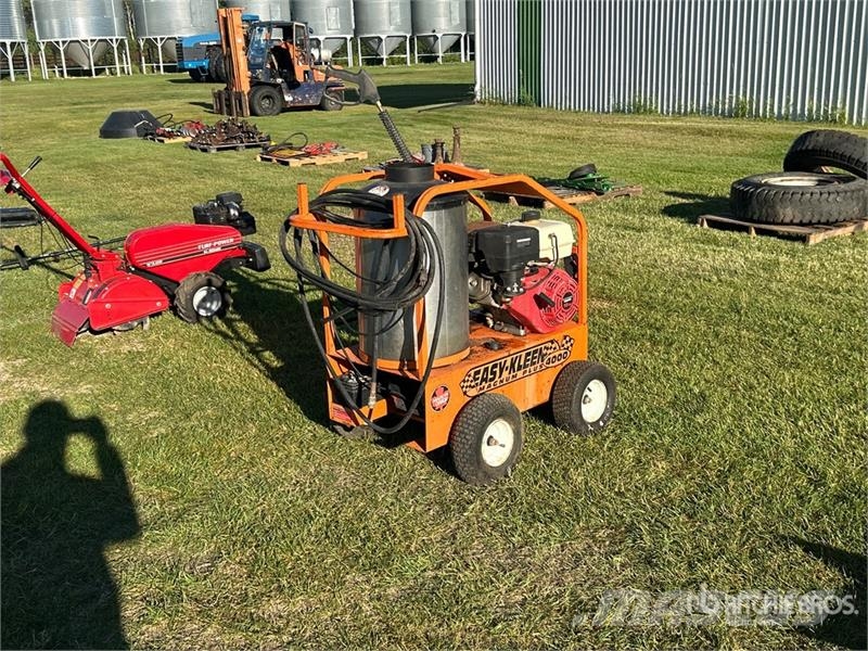 Easy-Kleen Magnum Plus4000 Pressure Washer معدات الغسل بالضغط الخفيف