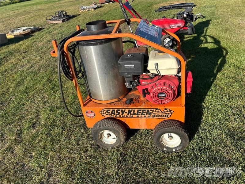 Easy-Kleen Magnum Plus4000 Pressure Washer معدات الغسل بالضغط الخفيف