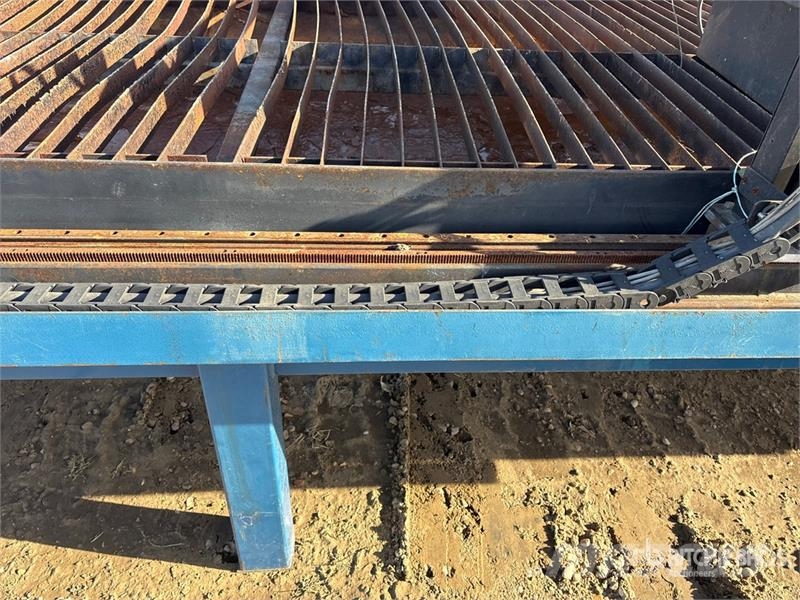  Easy Loader EZ 4 ft x 16 ft Plasma Cutting Table مكونات أخرى