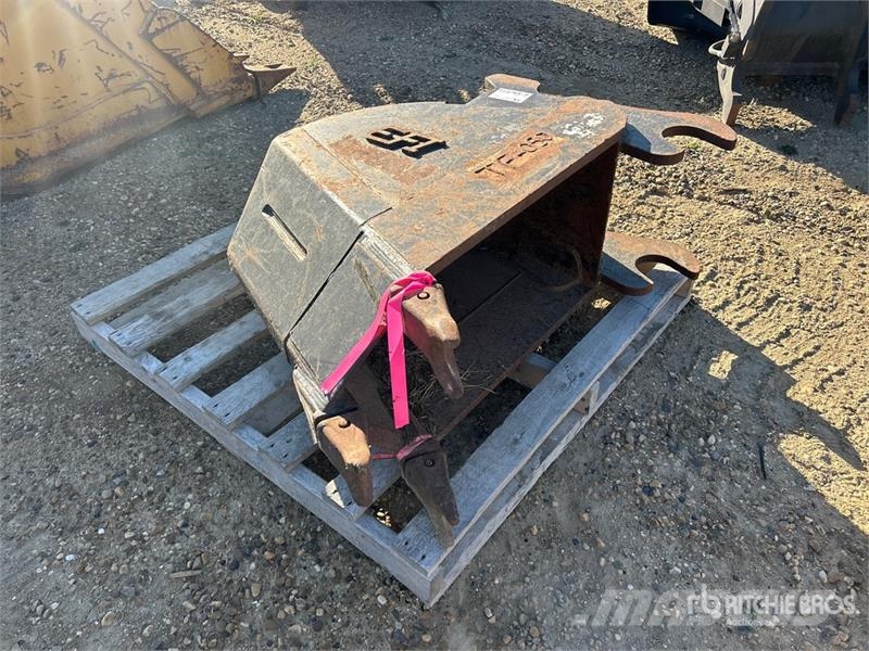  EFI 18 in Q/C Frost Excavator Bucket دلاء