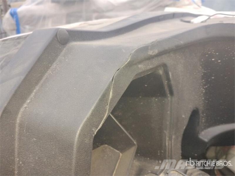 Electric Black Four-Seater Golf Cart (Inoperable) عربات الجولف