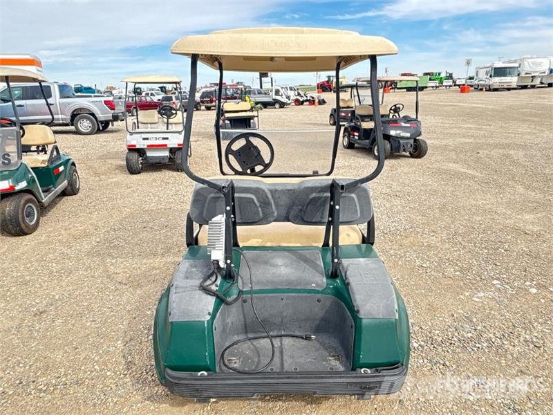 Electric Golf Cart Golfkocsik