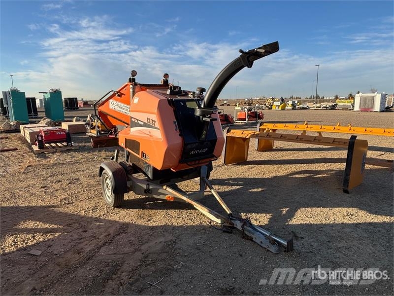 Eliet Mega Prof Tow-Behind Wood Chipper Trituradoras de madera