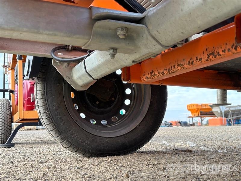Eliet Prof 6 Tow-Behind Wood Chipper ماكينات تقطيع أخشاب الحراجة
