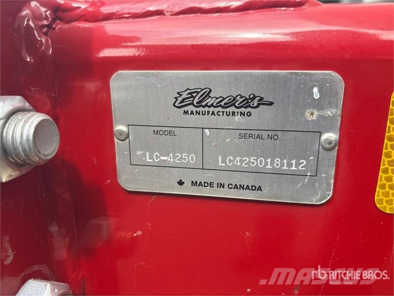 Elmers LC4250 4500 gal Tow-Behind Tracked Fertilizer Cart معدات فرد المواد المعدنية
